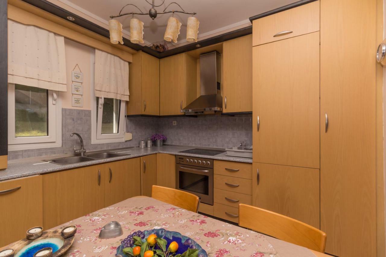 Kyrana Apartments Paliouri Bagian luar foto