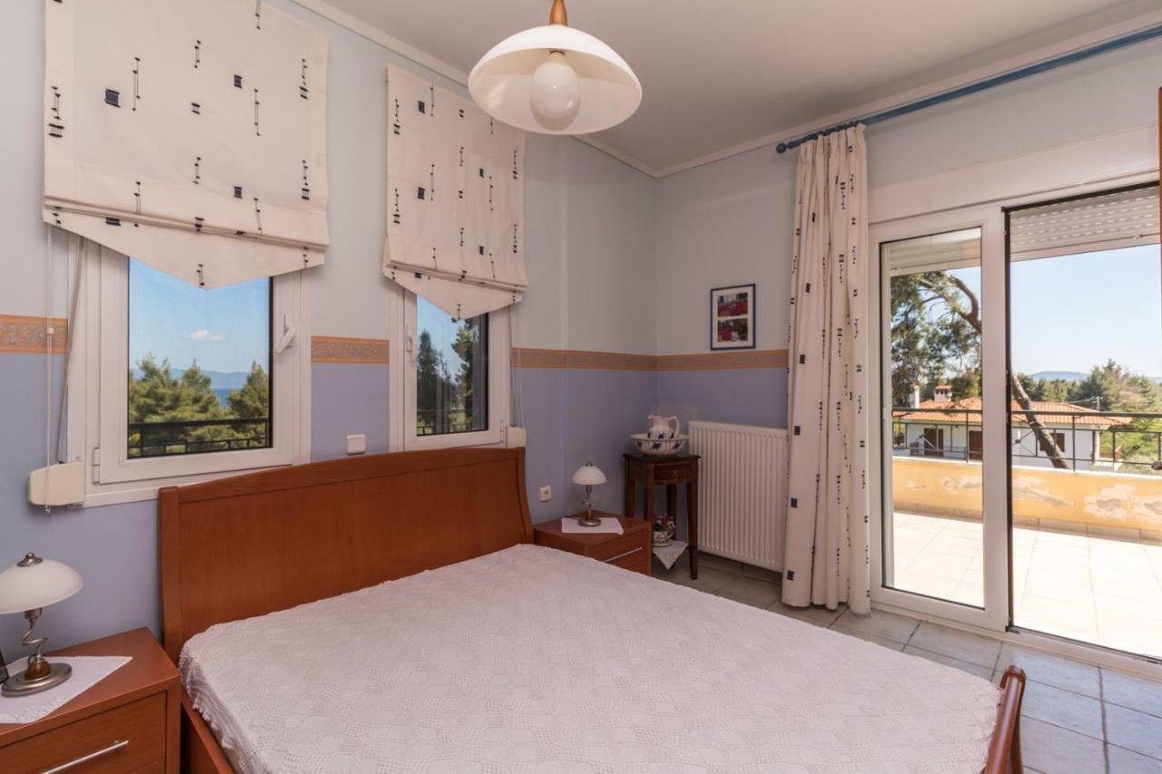 Kyrana Apartments Paliouri Bagian luar foto